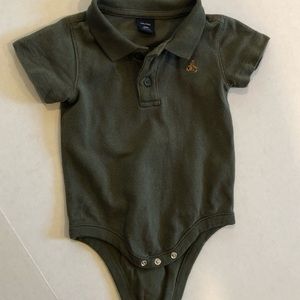 BABY GAP olive green one piece short sleeve